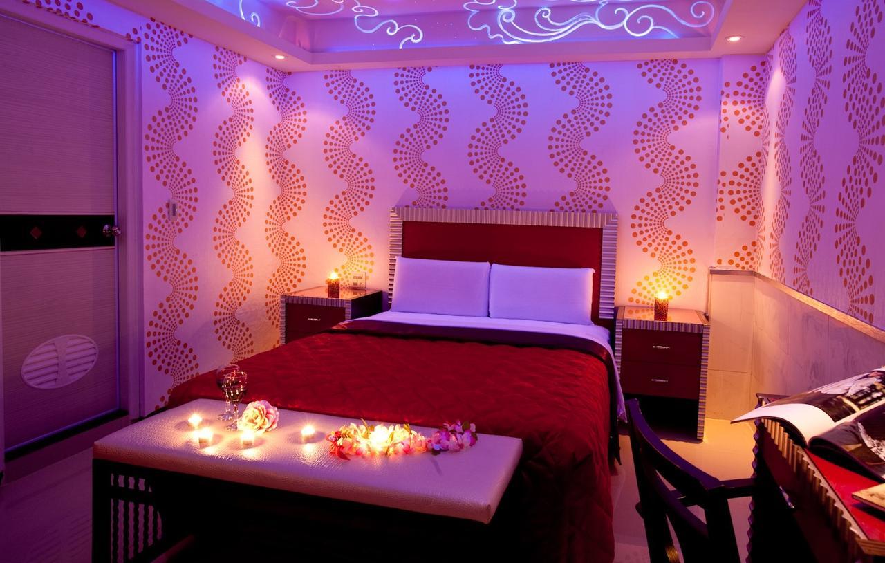 Holyone Hotel Taipei Esterno foto